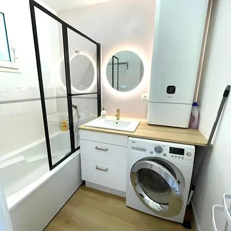 Apartment Appartement Terrasse Jardin A 2 Pas De La Plage *